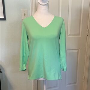Elegant Mint V-Neck Blouse